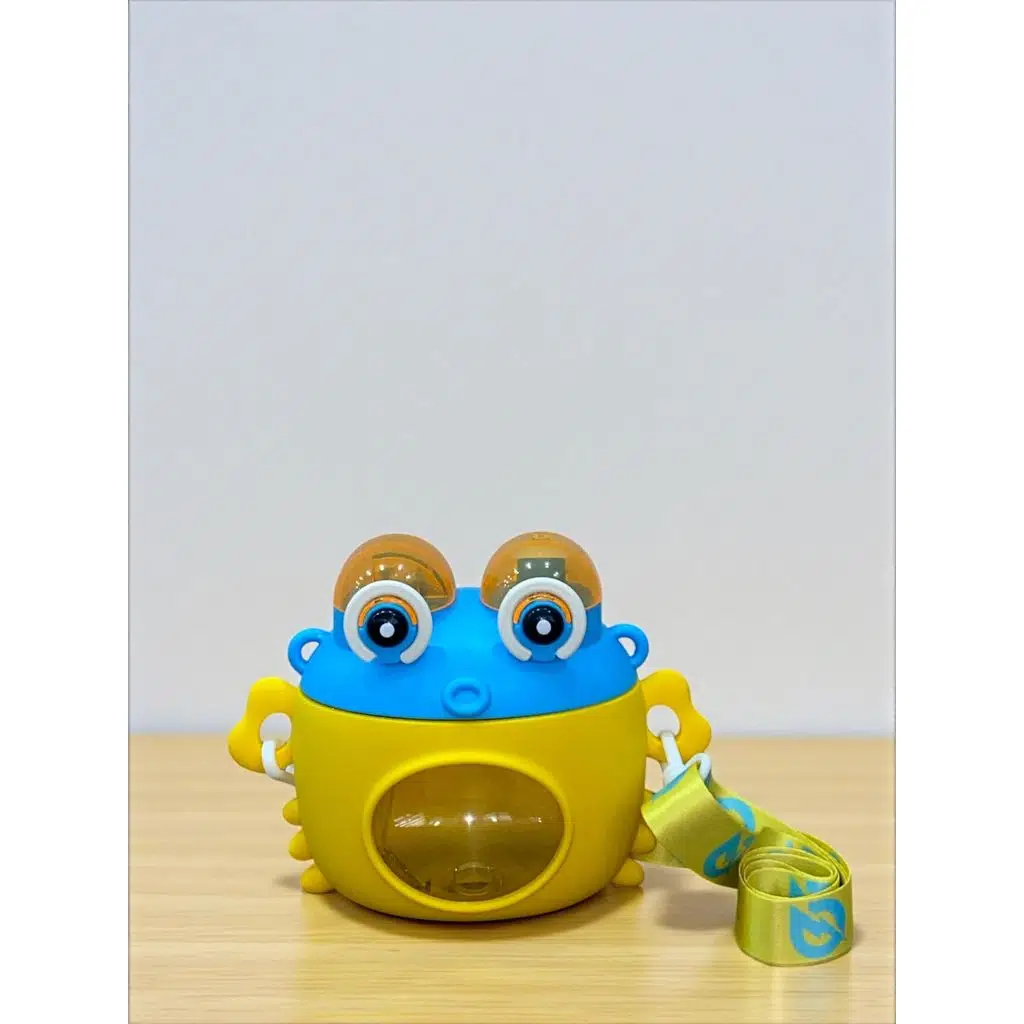 SARI RENK KURBAĞA ŞEKLİNDE EĞLENCELİ ÇOCUK MATARASI – 600 ML